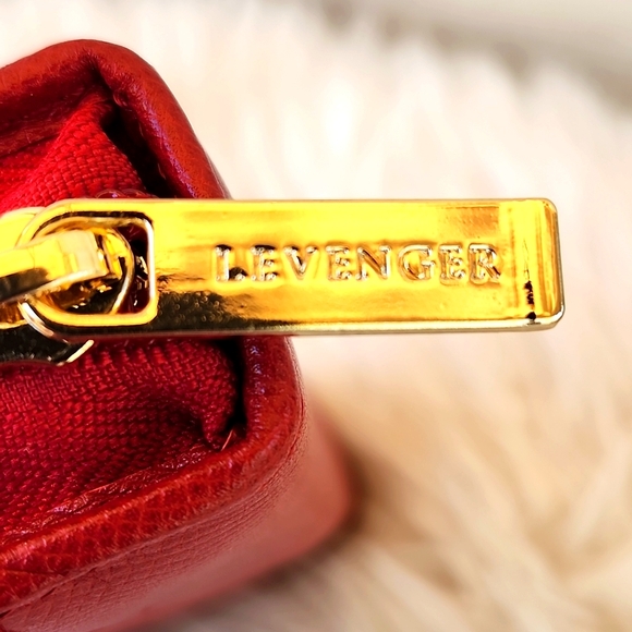 NWOT LEVENGER LEATHER CHARLOTTE TECH CASE - Picture 3 of 15